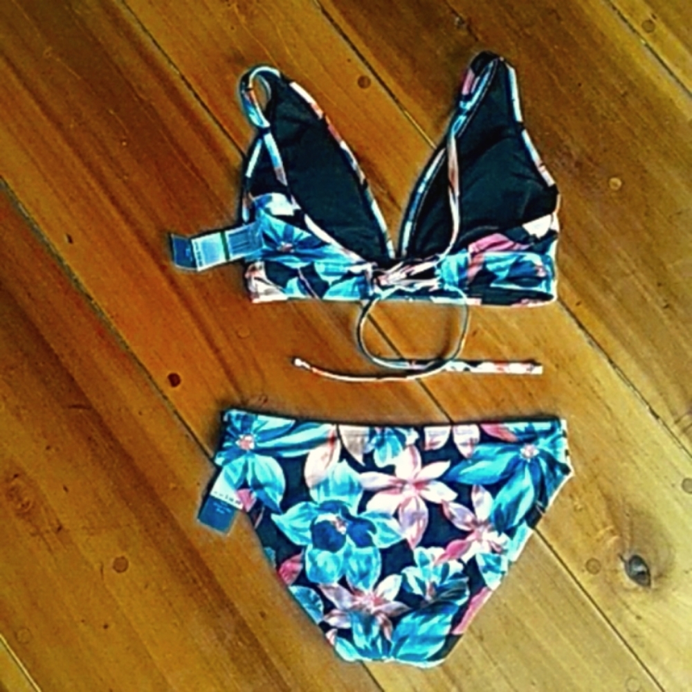 Bikini Set. - Picture 3 of 6